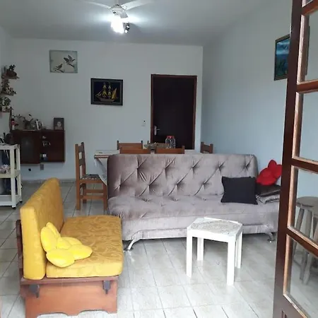 Apartamento, 5 minutos da praia-3
